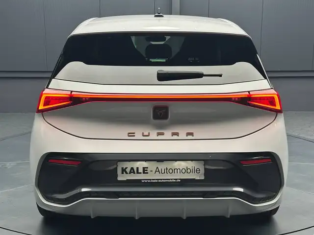 Cupra Born view 4