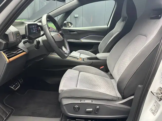 Cupra Born view 14