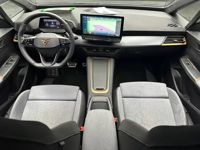 Cupra Born view 12
