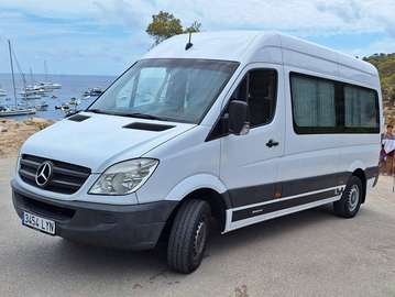 Sprinter Combi 318CDI Compacto Aut.
