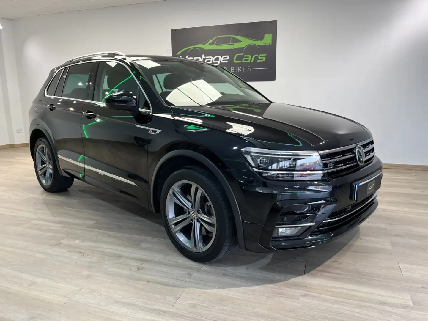 Volkswagen Tiguan 2.0 TSI Sport 4Motion DSG 140kW Noir - 1