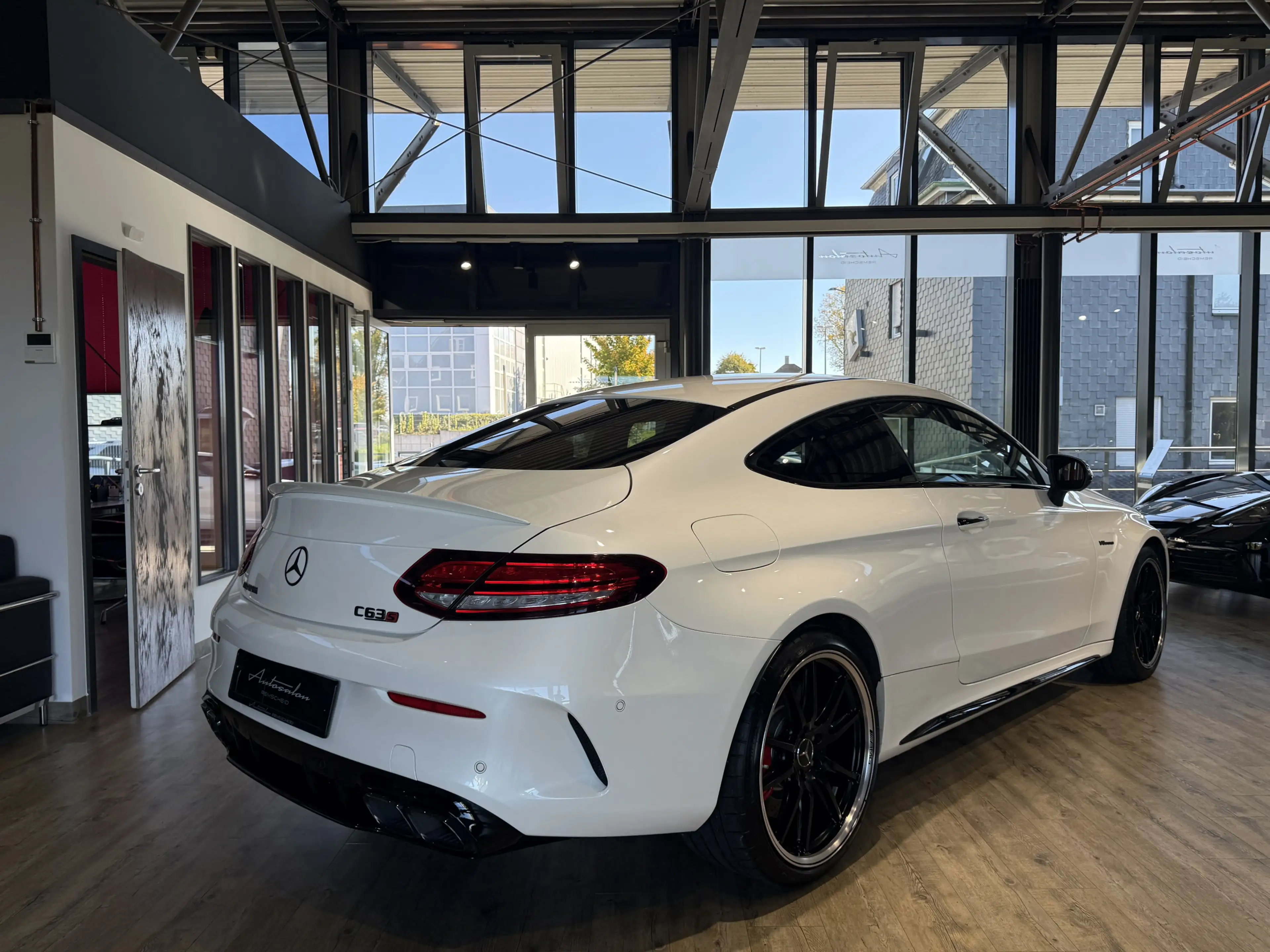 Mercedes-Benz C 63 AMG S Coupé*PERF.ABGAS*SCHALE*360°*D.TACHO — photo 7