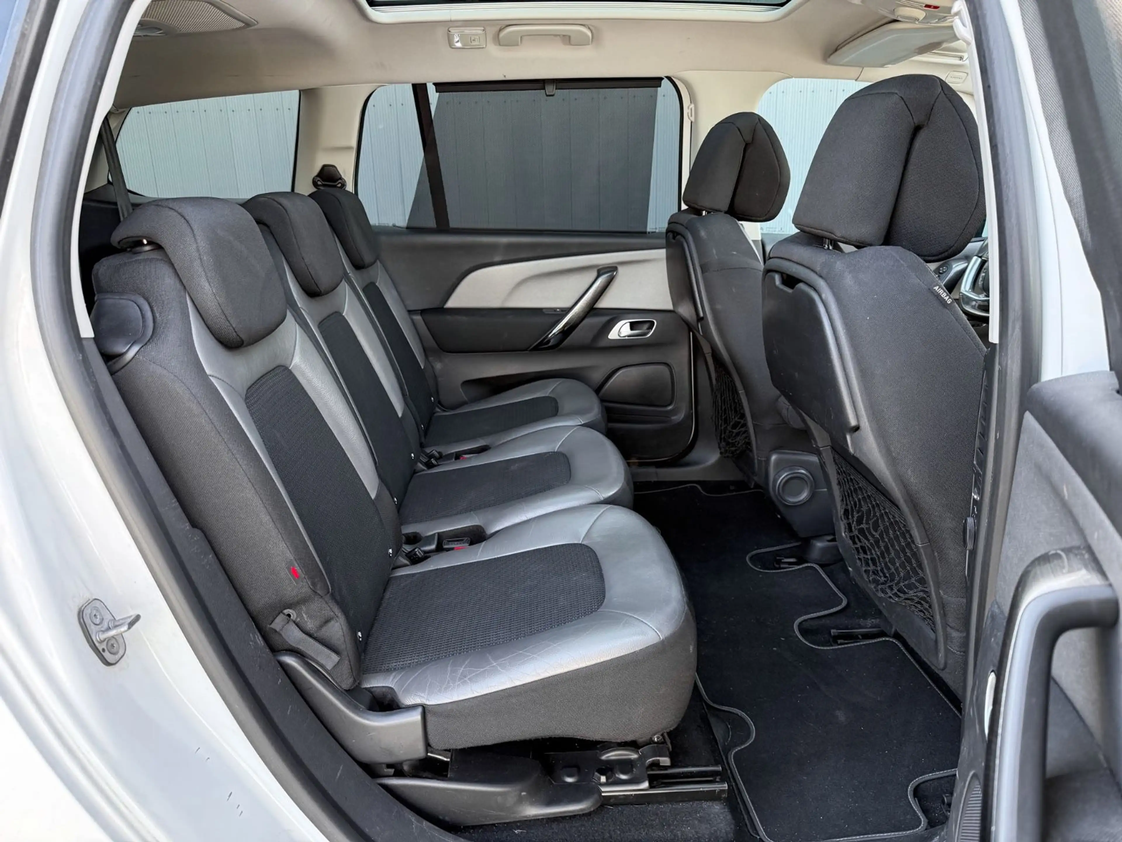Citroen Grand C4 Picasso AUT.| 7-SITZ|MASSAGE|360°|PANO — photo 10
