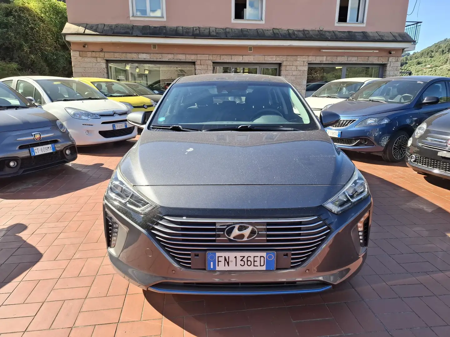Hyundai IONIQ Ioniq 1.6 phev Style 6dct Gris - 1