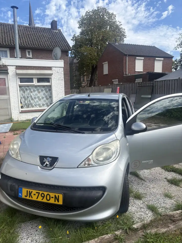 Peugeot 107