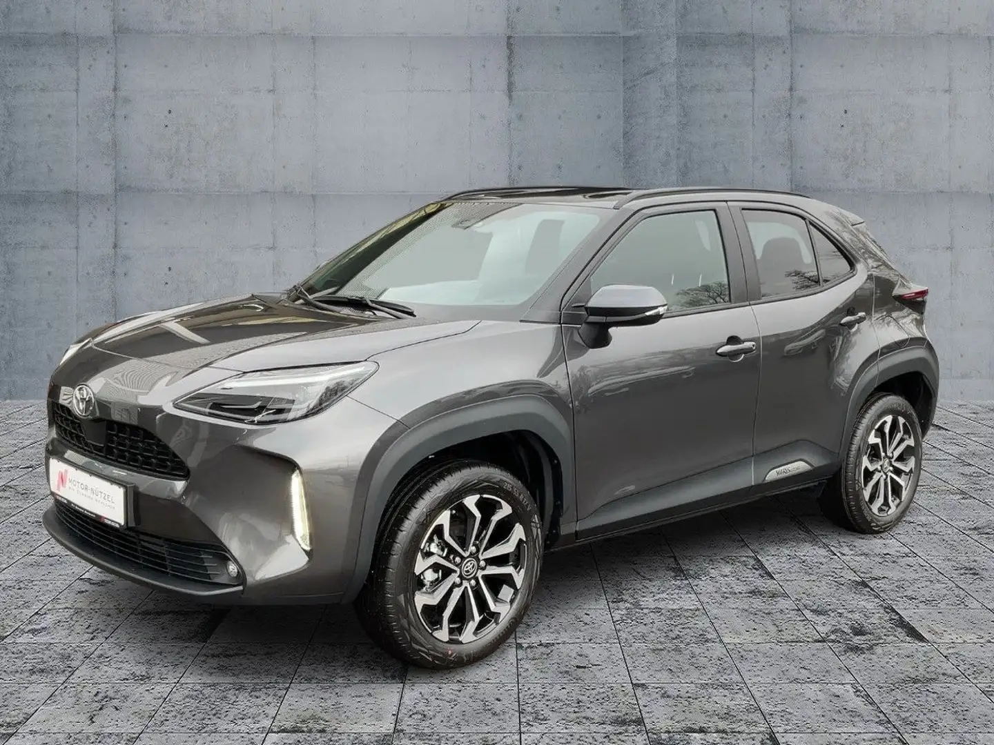 Toyota Yaris Cross 1.5 Hyb. Team D CVT-Automatikgetrieb Grau - 2