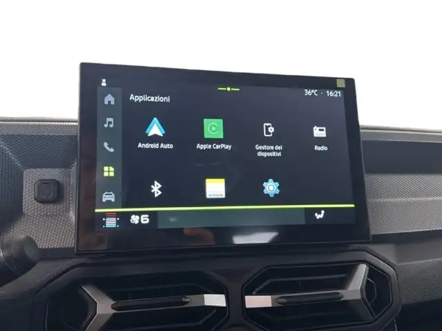 Dacia Duster view 11