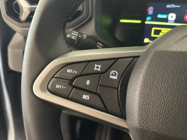 Dacia Duster view 8