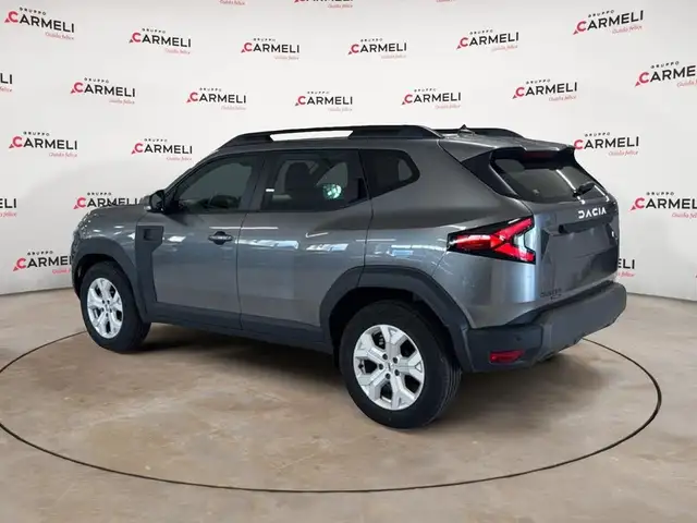 Dacia Duster view 3