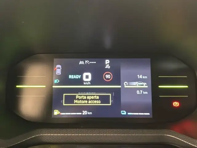 Dacia Duster view 9