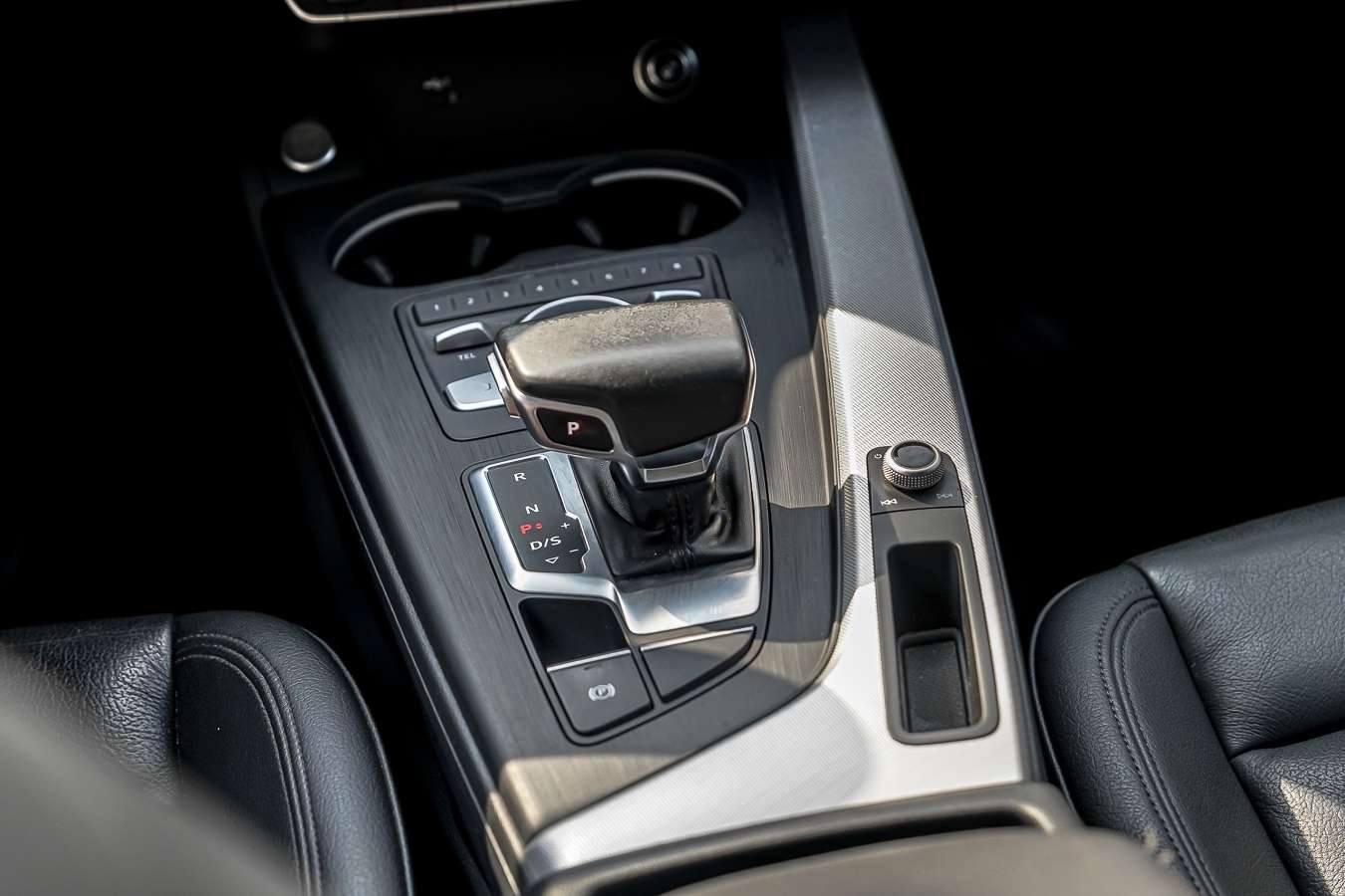 2018 Audi A4 2.0 TFSI quattro Progressiv S tronic thumb 19