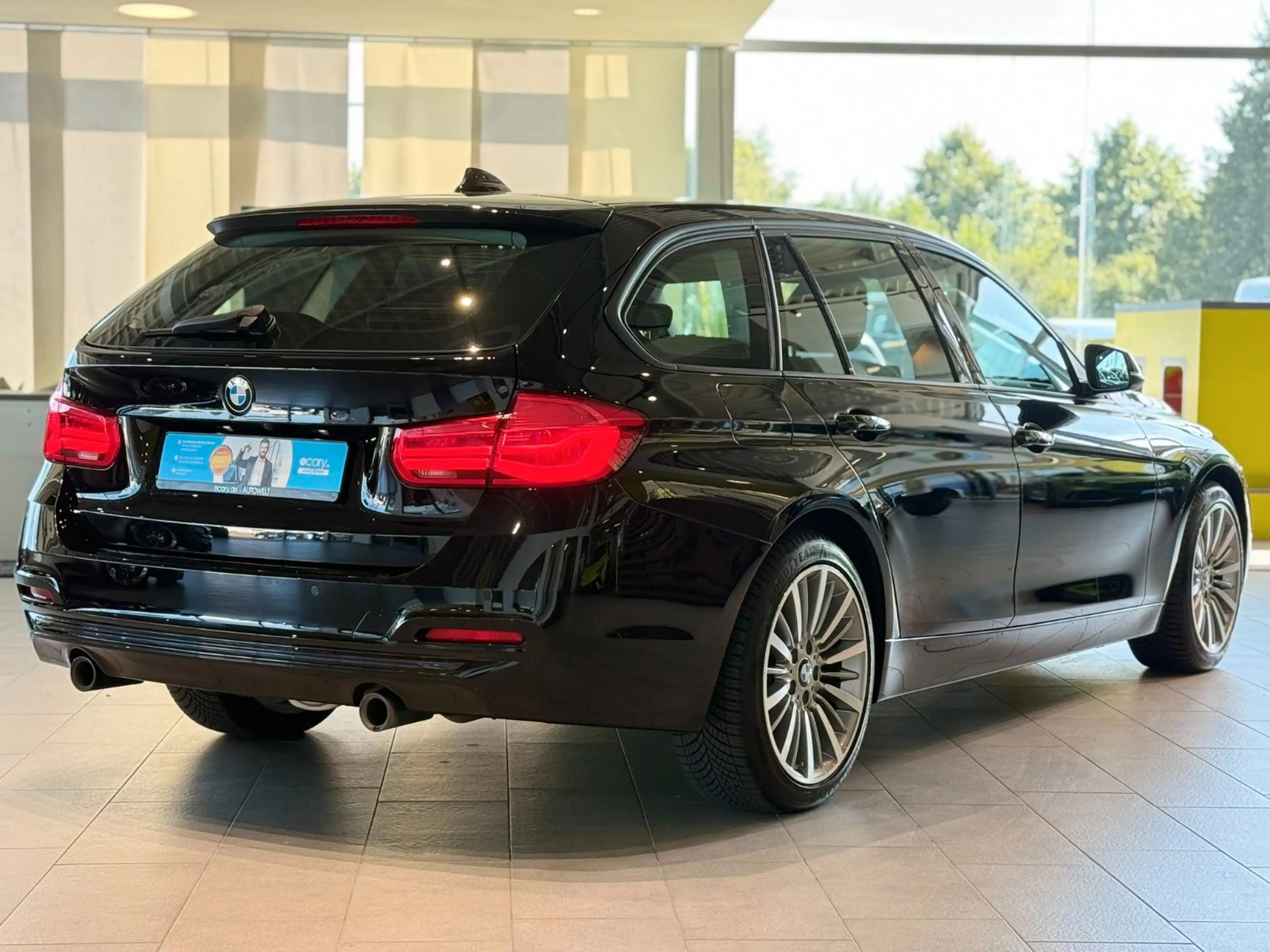 BMW 340 i Touring xDrive Sport Line*AHK*Kamera*ACC* — photo 7
