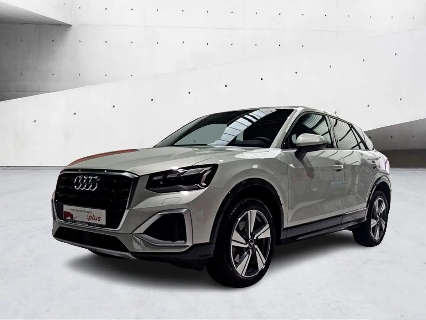 Audi Q2 advanced 35TDI 18 AHK MATRIX NAVI SHZ 5J.GAR. Argento - 2