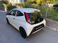 Toyota Aygo 1,0 VVT-i x / Öl Service Neu / Vermittlungsverkauf Weiß - thumbnail 5
