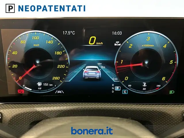 Mercedes-Benz CLA view 14