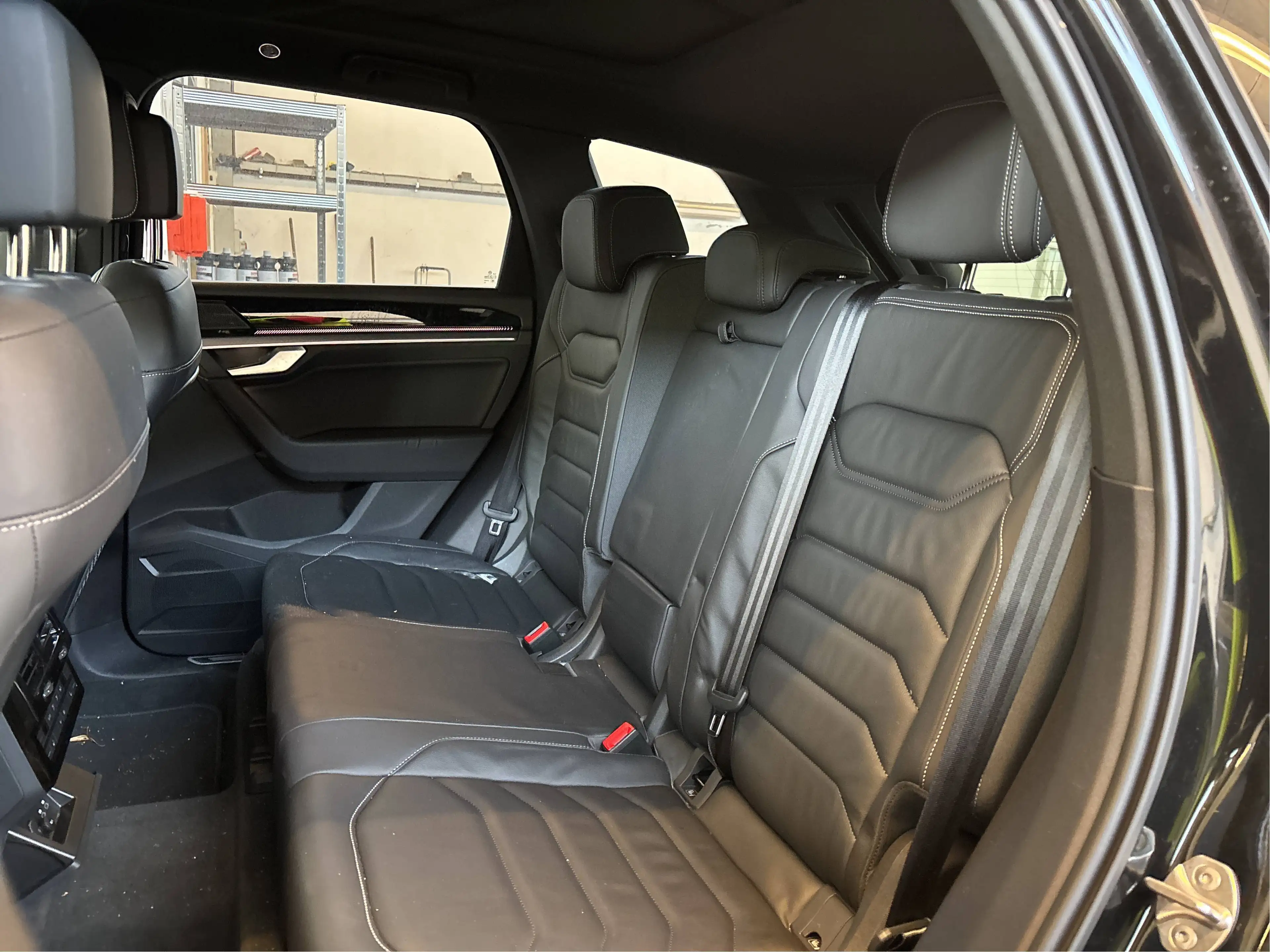 Volkswagen Touareg eHybrid 4Mot. R-Line *21Zoll*PANORAMA*SitzKlima*MASSAGE* — photo 11