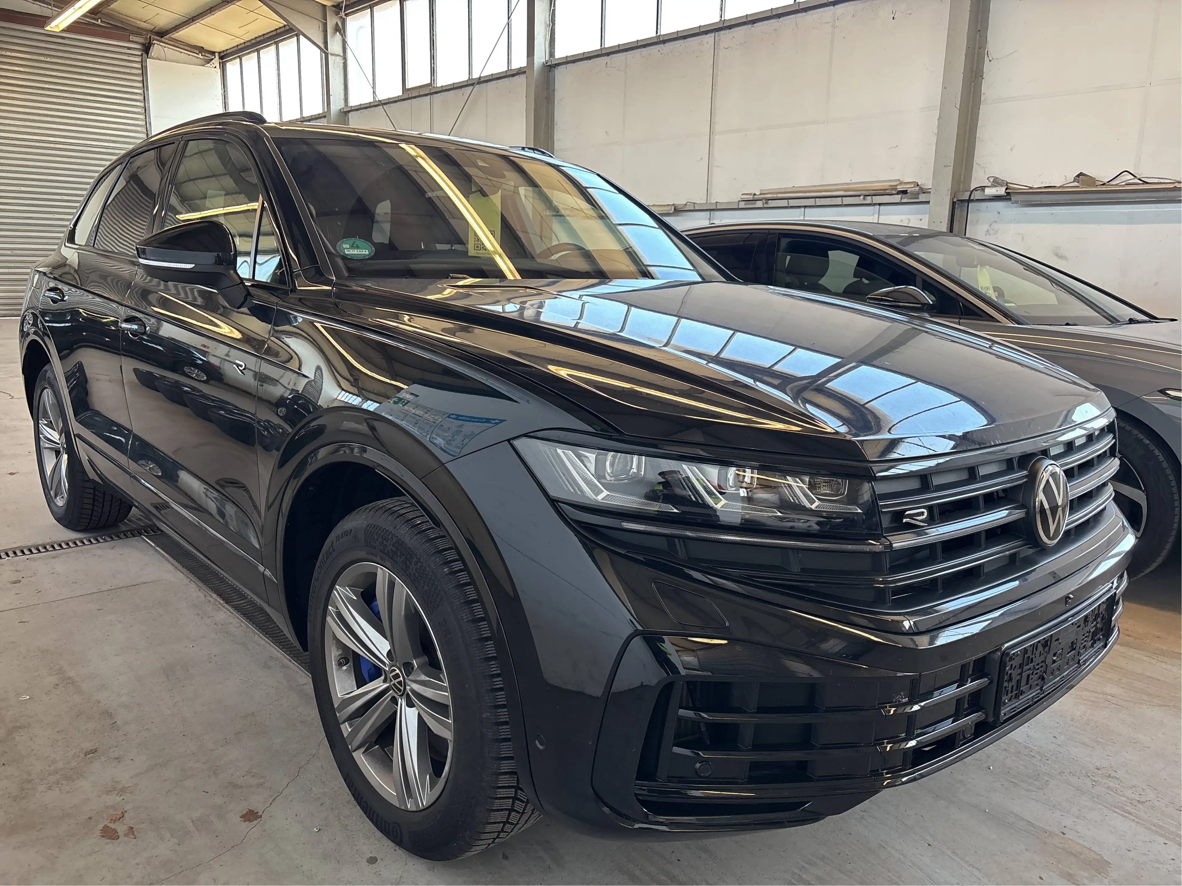 Volkswagen Touareg eHybrid 4Mot. R-Line *21Zoll*PANORAMA*SitzKlima*MASSAGE* — photo 3