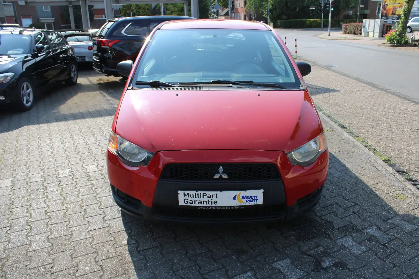Mitsubishi Colt 1.3 Inform*3-TÜRIG*KLIMA*2.HAND*TÜV NEU* Rot - 2