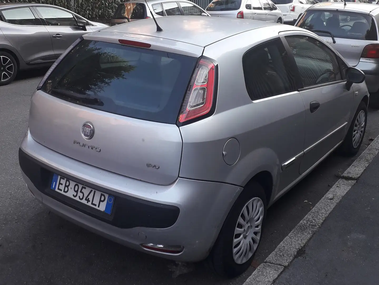 Fiat Punto Evo Punto III 2009 Evo 3p 1.2 Active 65cv Argento - 1