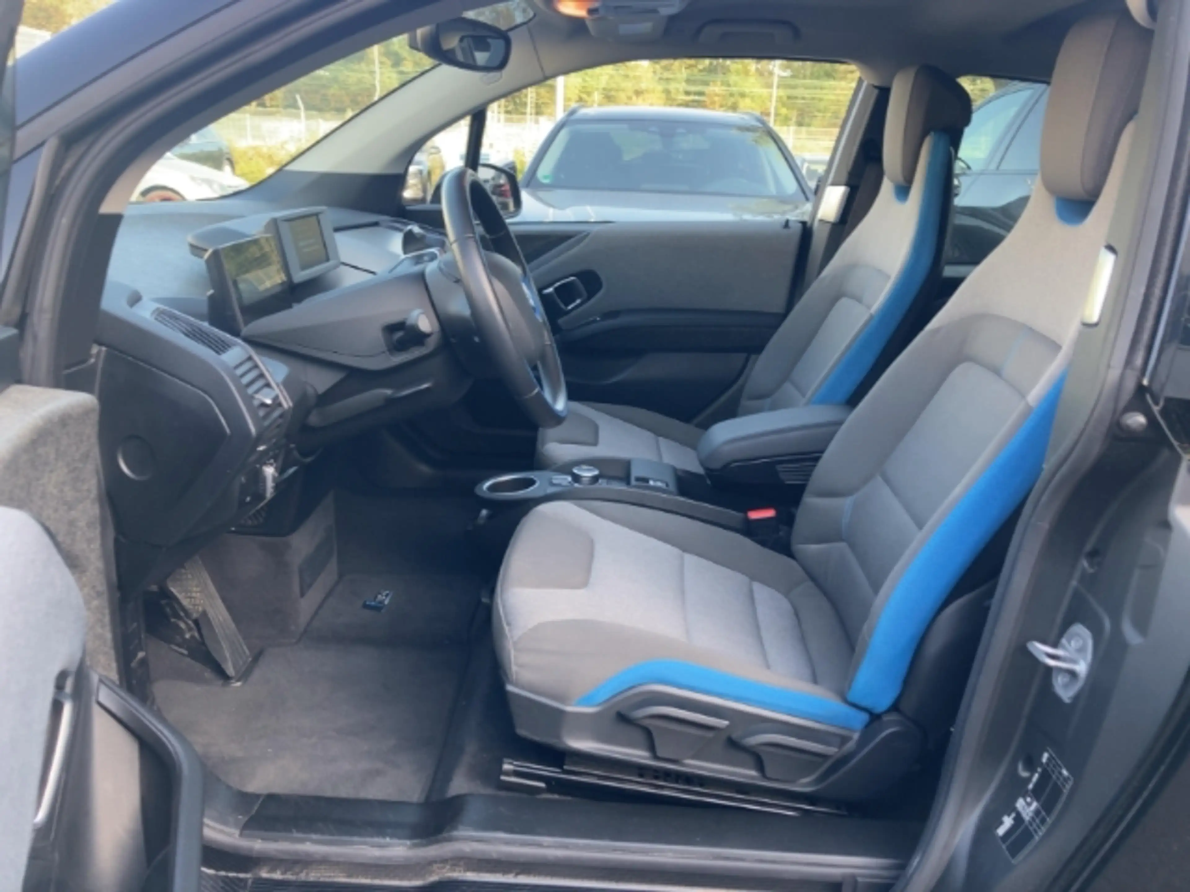 BMW i3 I3S 120Ah Navi LED Apple CarPlay Android Auto Klim — photo 15