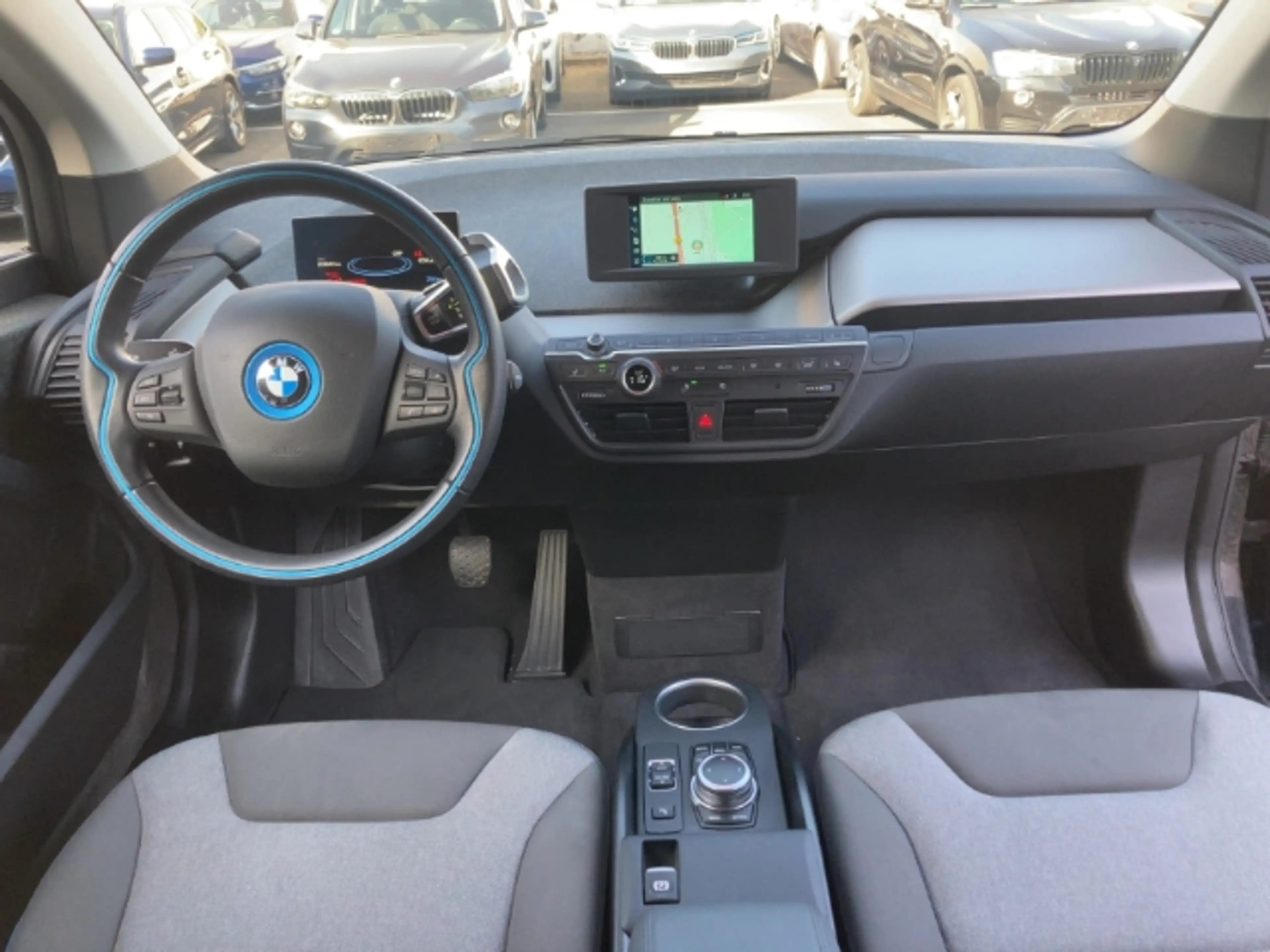 BMW i3 I3S 120Ah Navi LED Apple CarPlay Android Auto Klim — photo 9