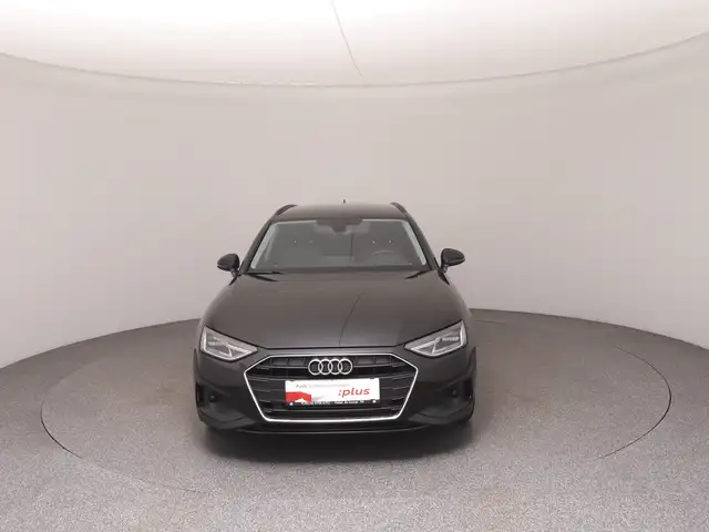 Audi A4 view 3