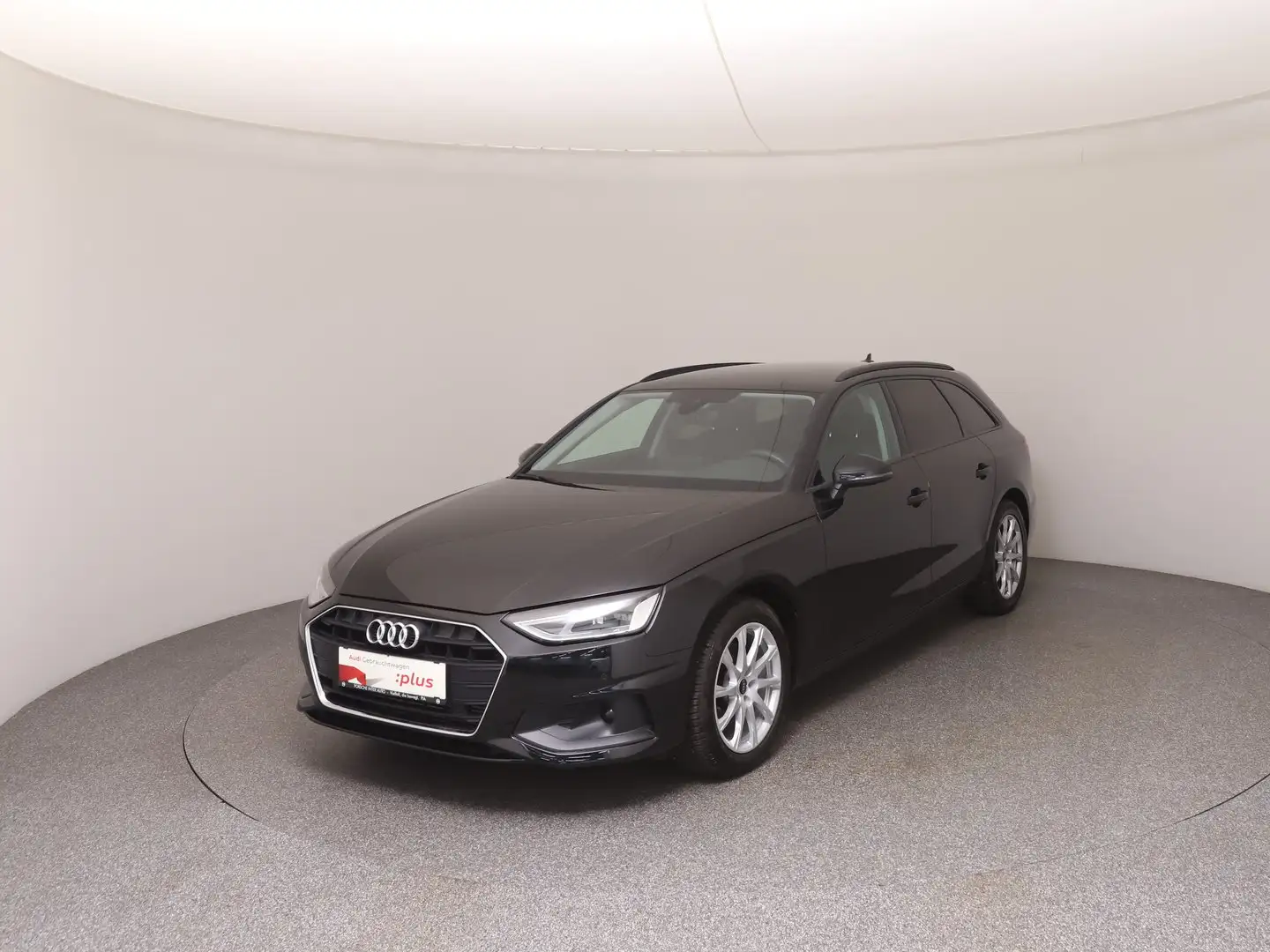 Audi A4 35 TFSI Schwarz - 1