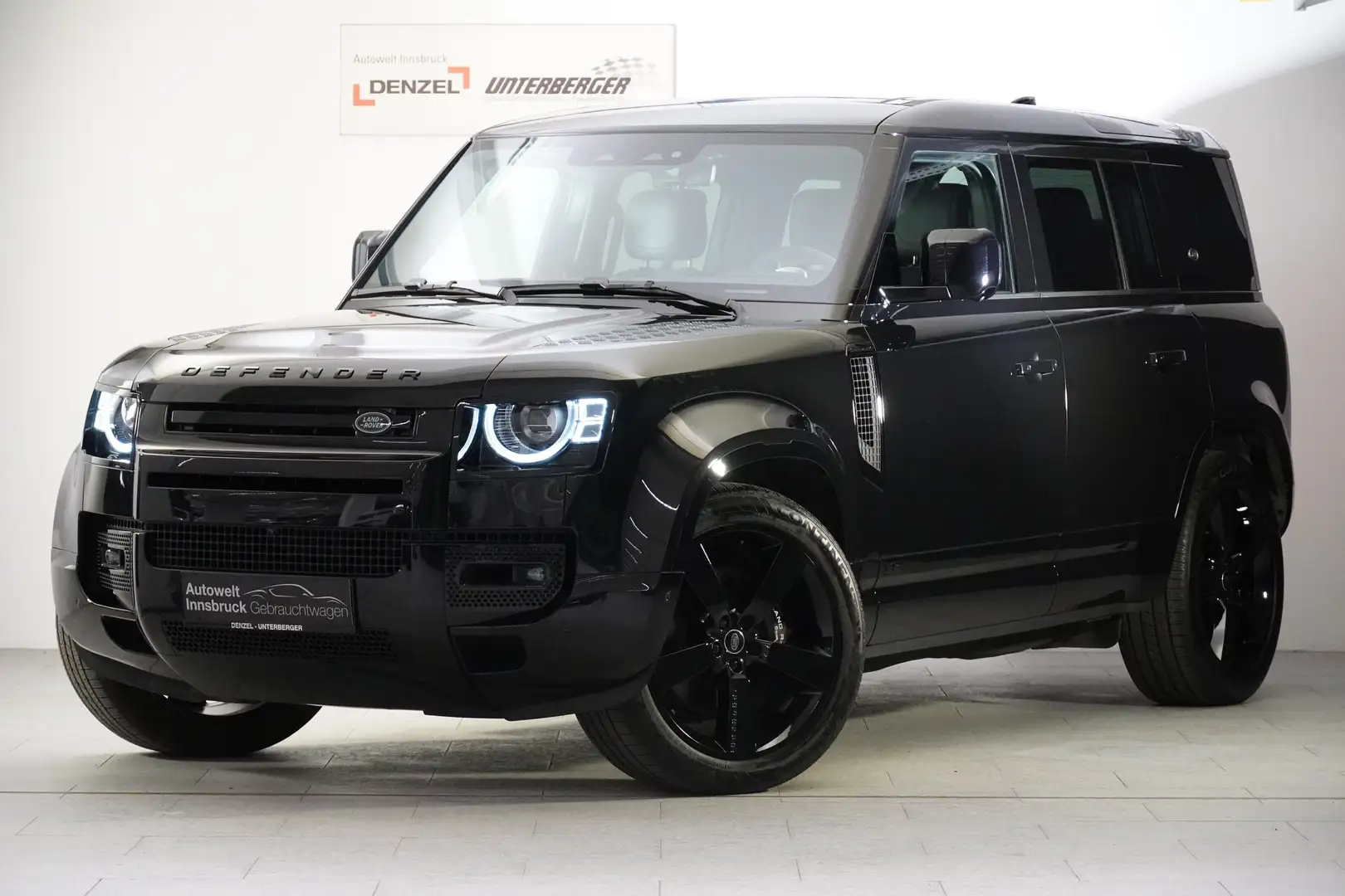 Land Rover Defender Defender 110 P525 V8 Schwarz - 1