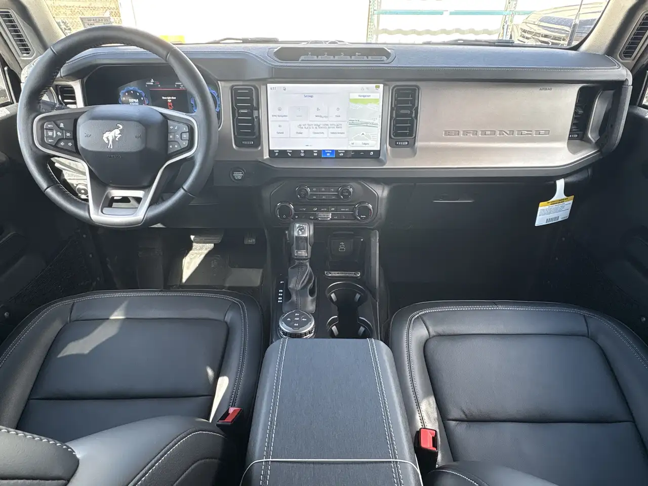 Ford Bronco снимка Ford Bronco