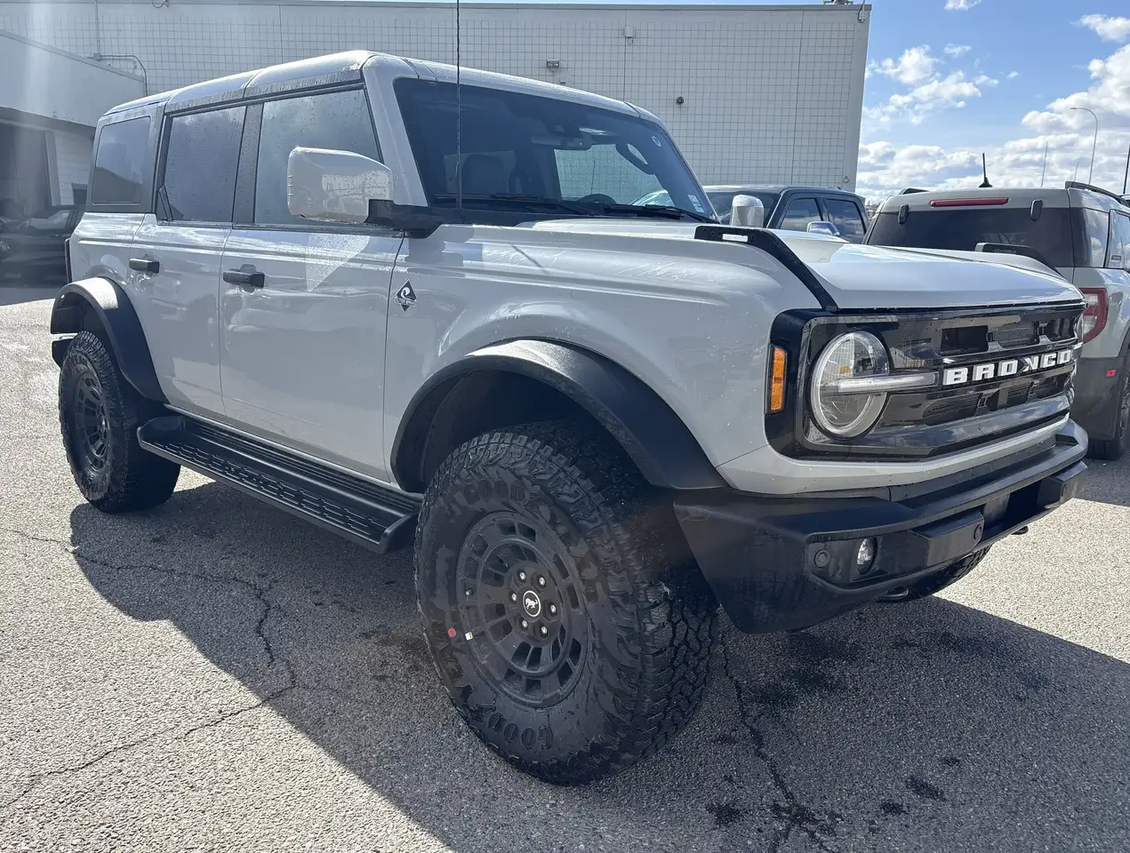 Ford Bronco снимка Ford Bronco