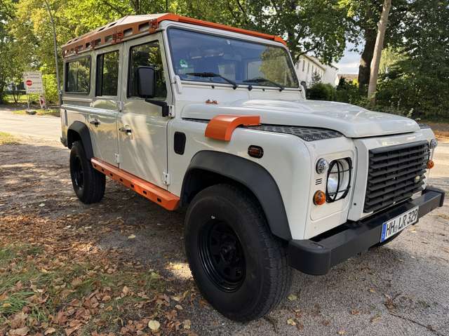 Land Rover Defender 110 Station Wagon