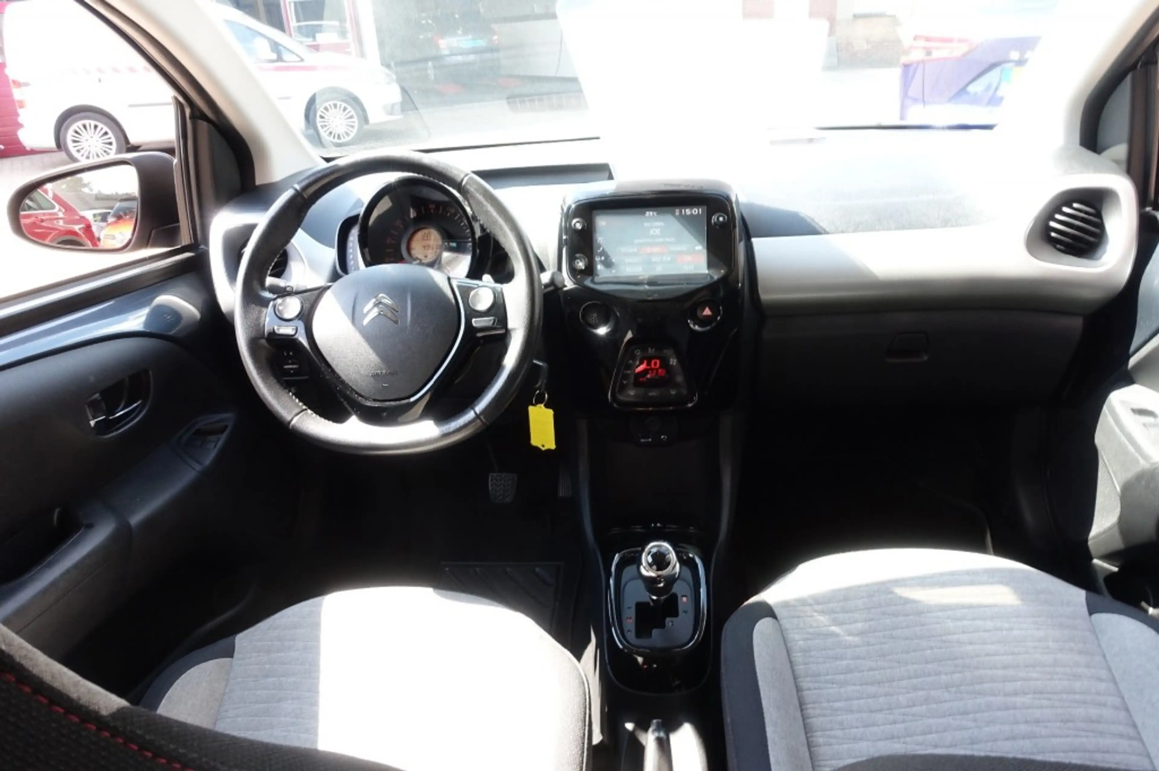 Citroen C1 1.0 VTi Shine AUTOMAAT Clima 100%NL (All-in prijs) — photo 11