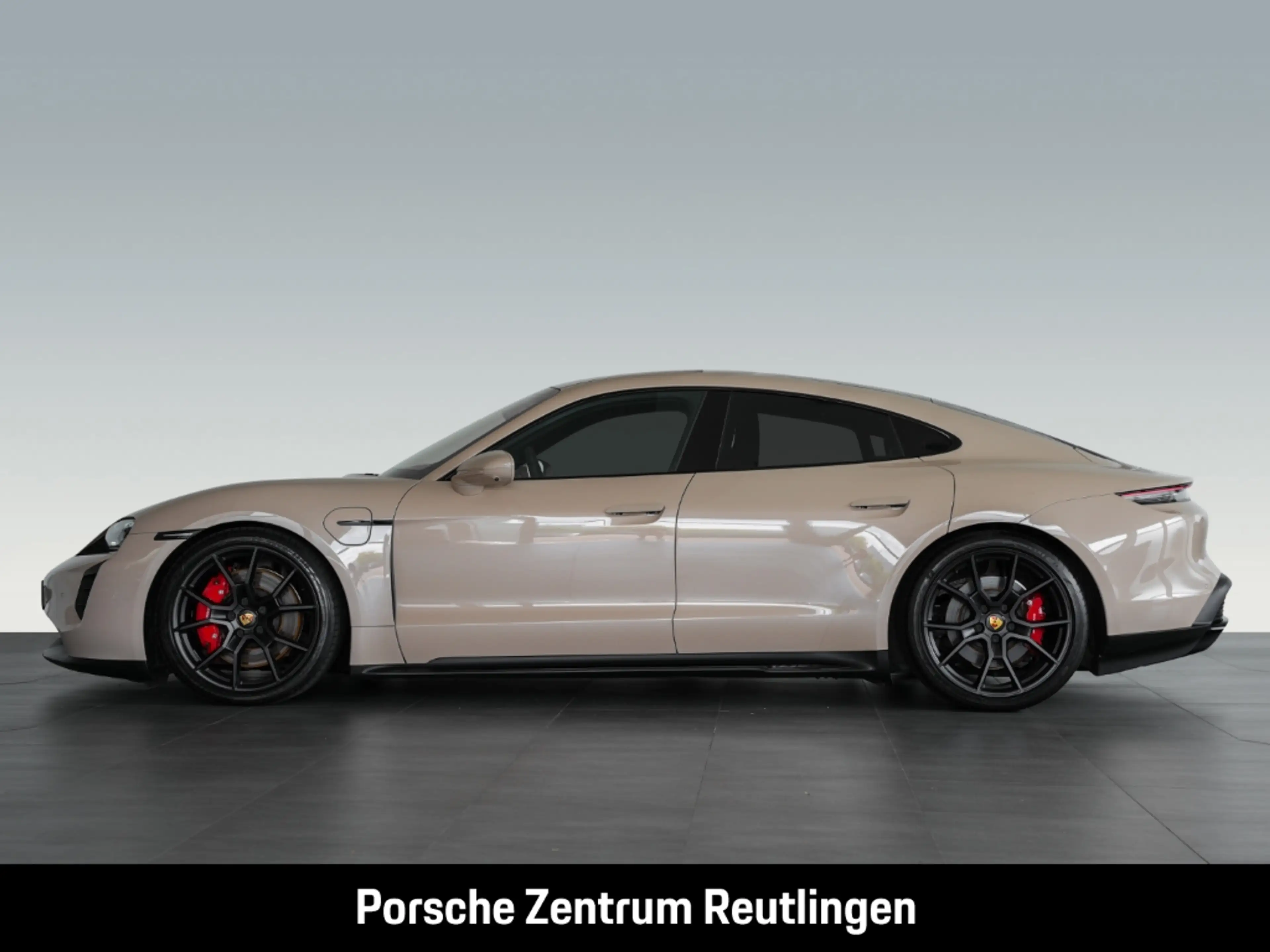Porsche Taycan GTS InnoDrive Head-Up Surround View BOSE — photo 2