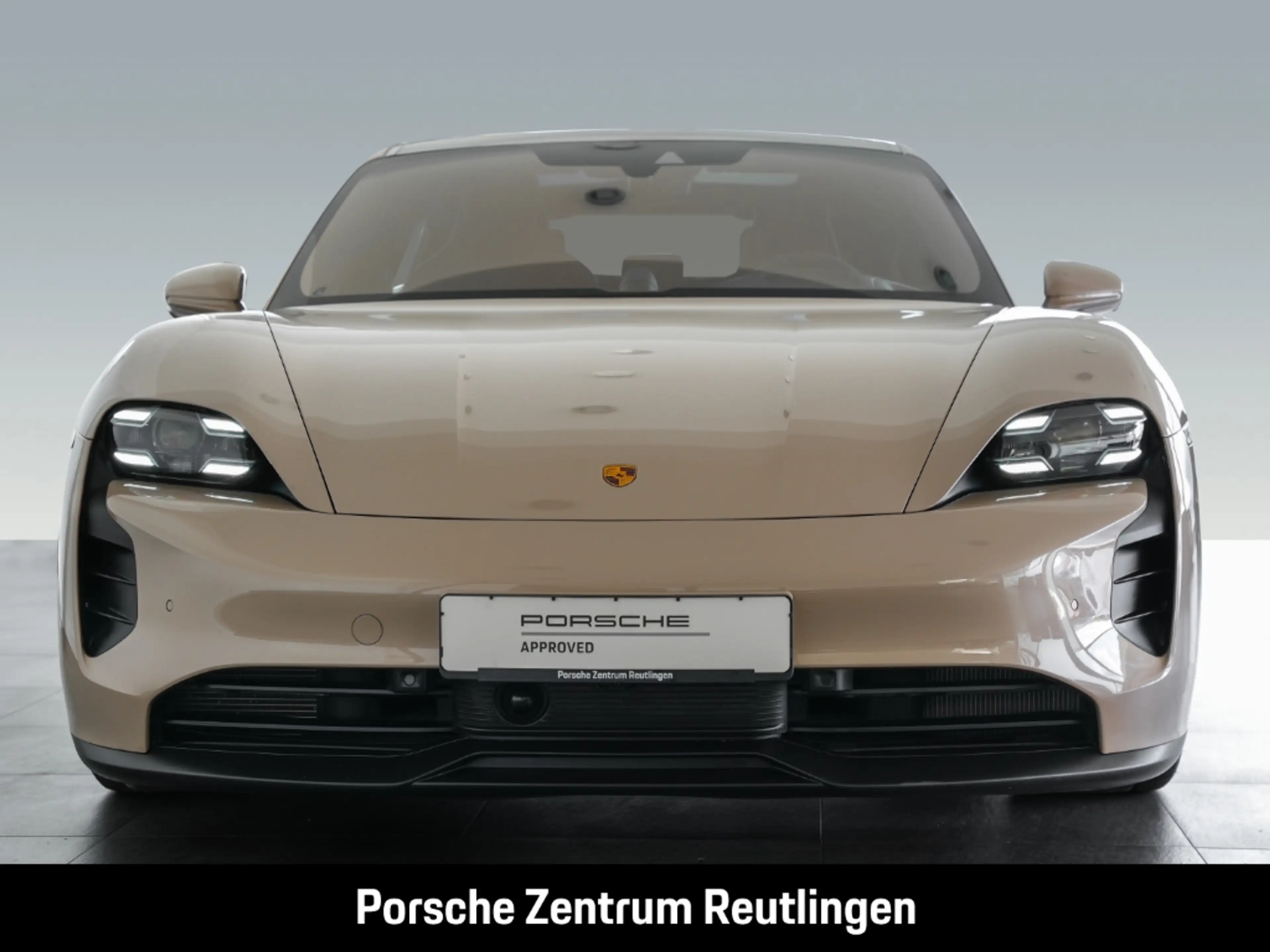 Porsche Taycan GTS InnoDrive Head-Up Surround View BOSE — photo 8