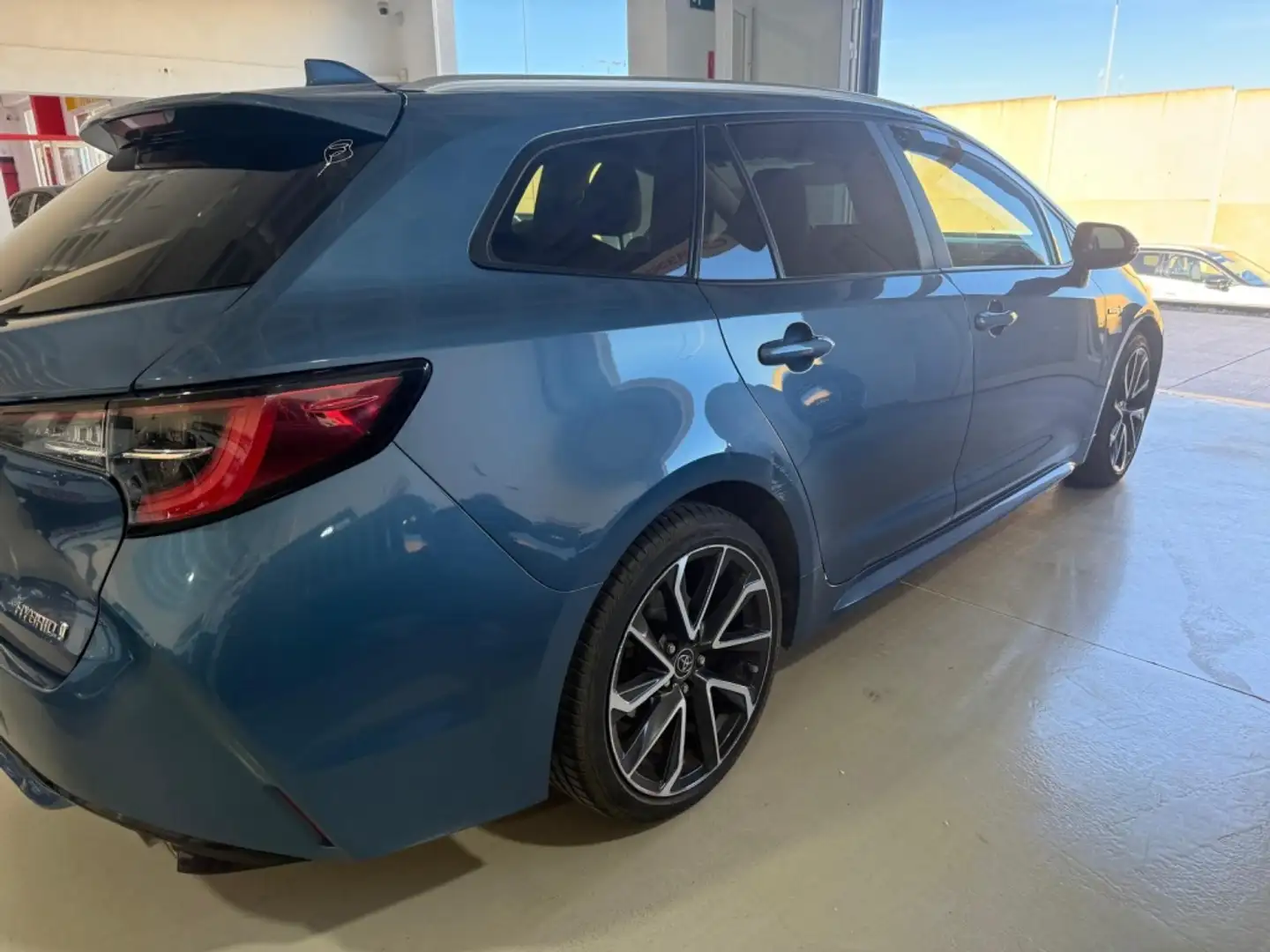 Toyota Corolla Touring Sports 180H Feel! - 2
