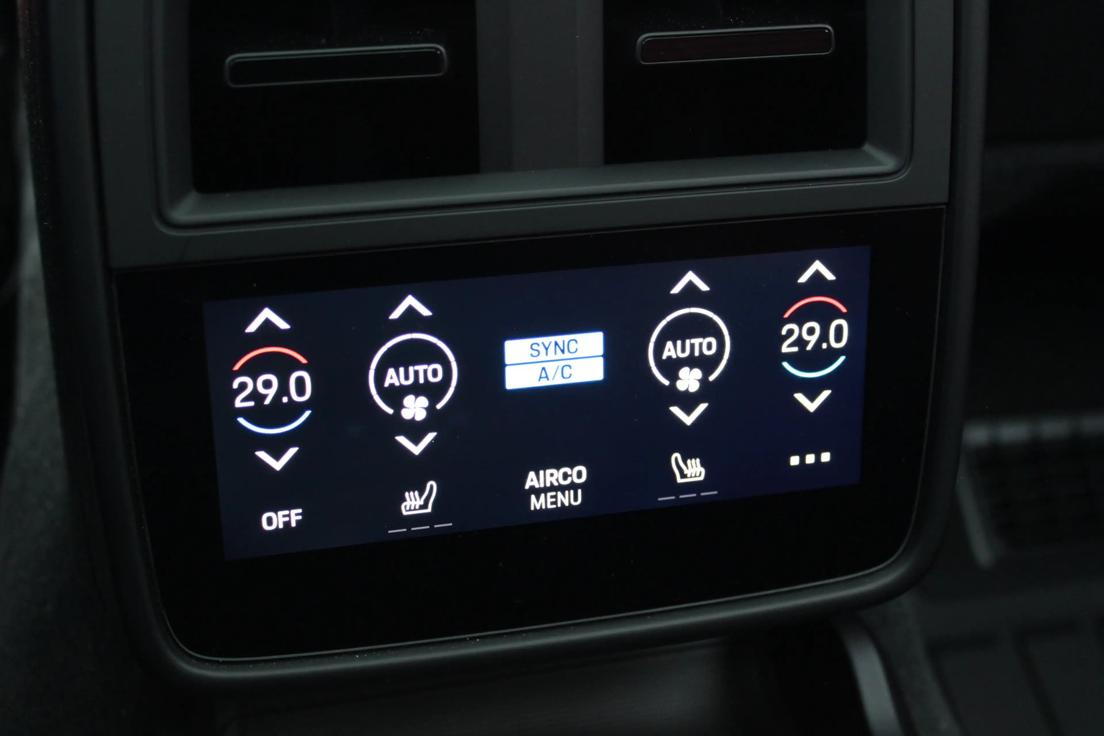 Porsche Taycan Cross Turismo Turbo S 93 kWh / SoH 90,9% / Panoram — photo 33