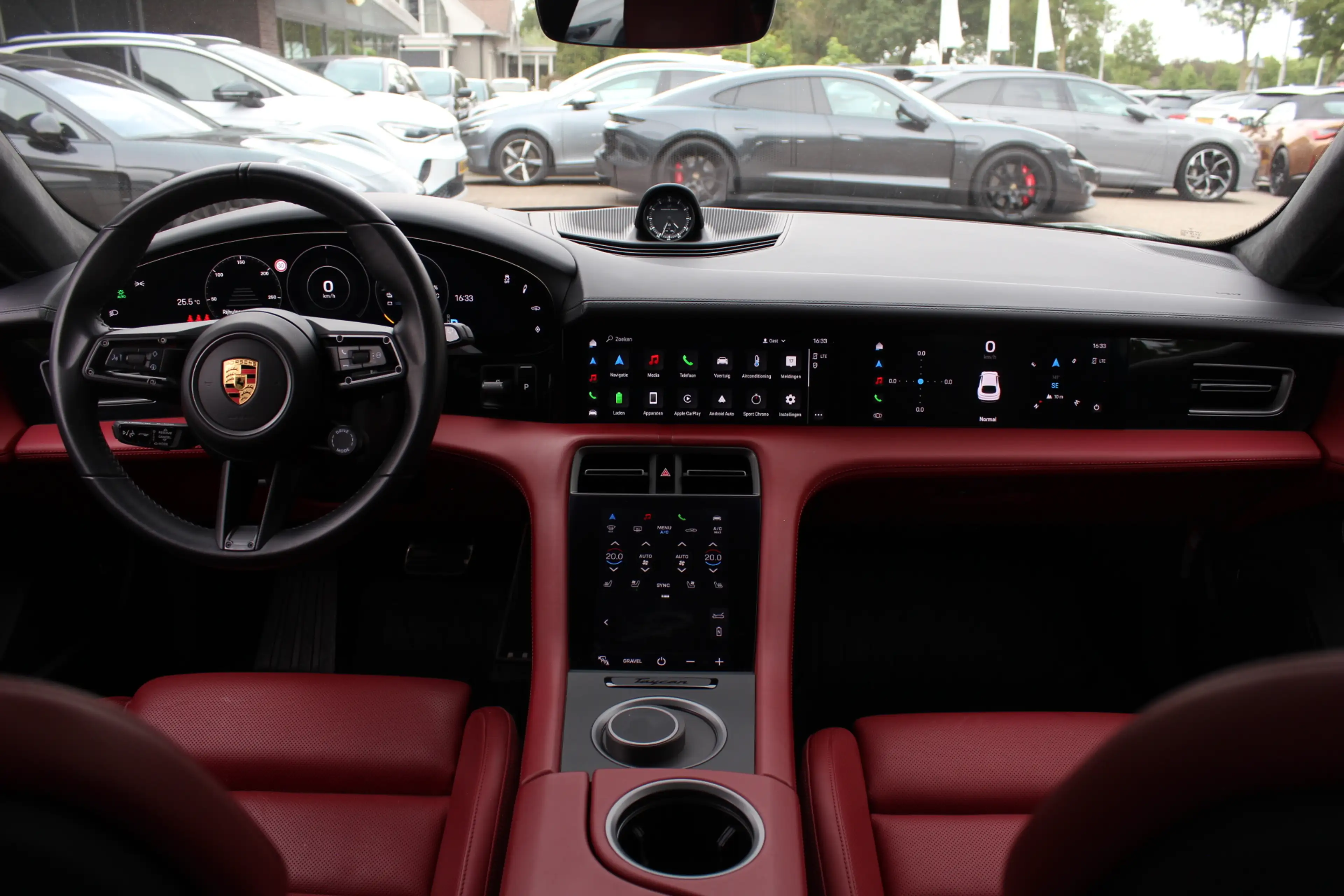 Porsche Taycan Cross Turismo Turbo S 93 kWh / SoH 90,9% / Panoram — photo 3