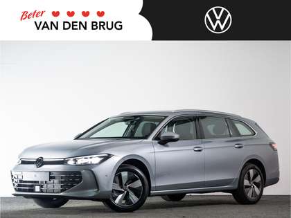 Volkswagen Passat Variant 1.5 eTSI 150 PK DSG Business | IQ.Light | Stuur- e