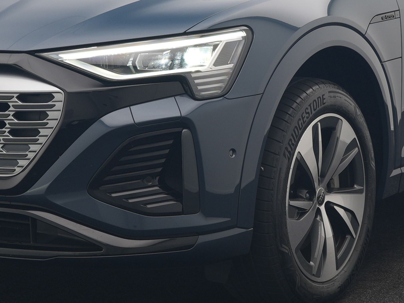 Audi Q8 e-tron 55 quattro S Line 114 kWh 408pk Dealer O.H | Trekh — photo 7