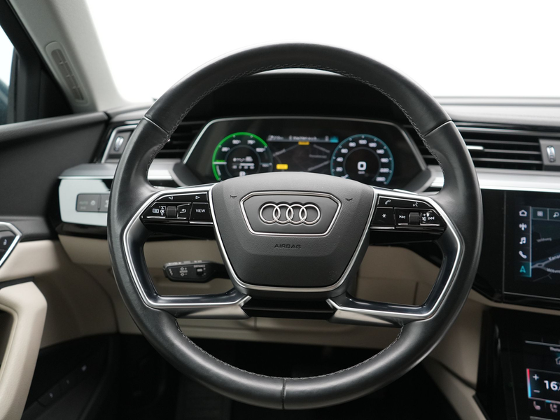 Audi Q8 e-tron 55 quattro S Line 114 kWh 408pk Dealer O.H | Trekh — photo 27