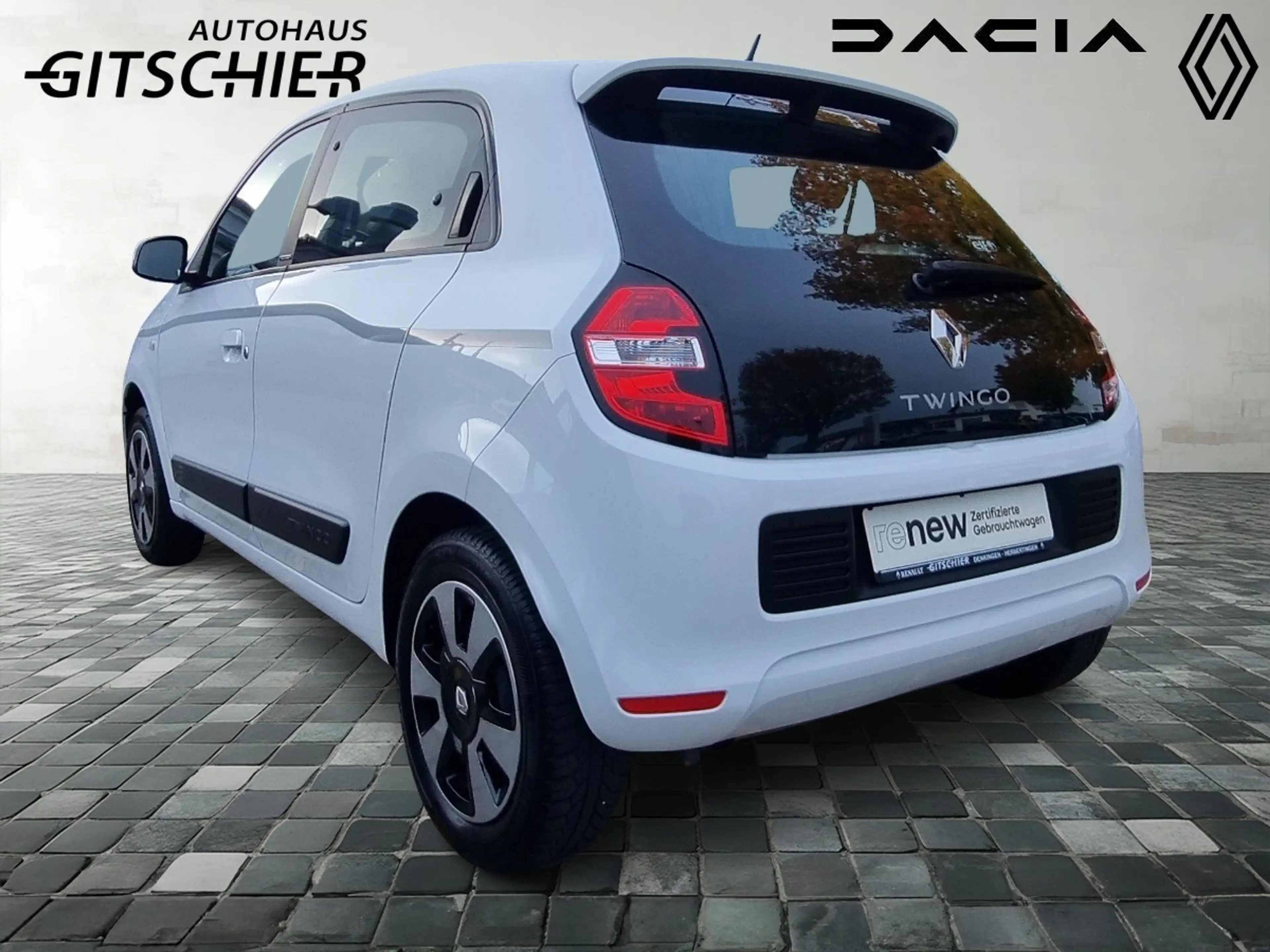 Renault Twingo LIMITED SCe 70 EDC — photo 3