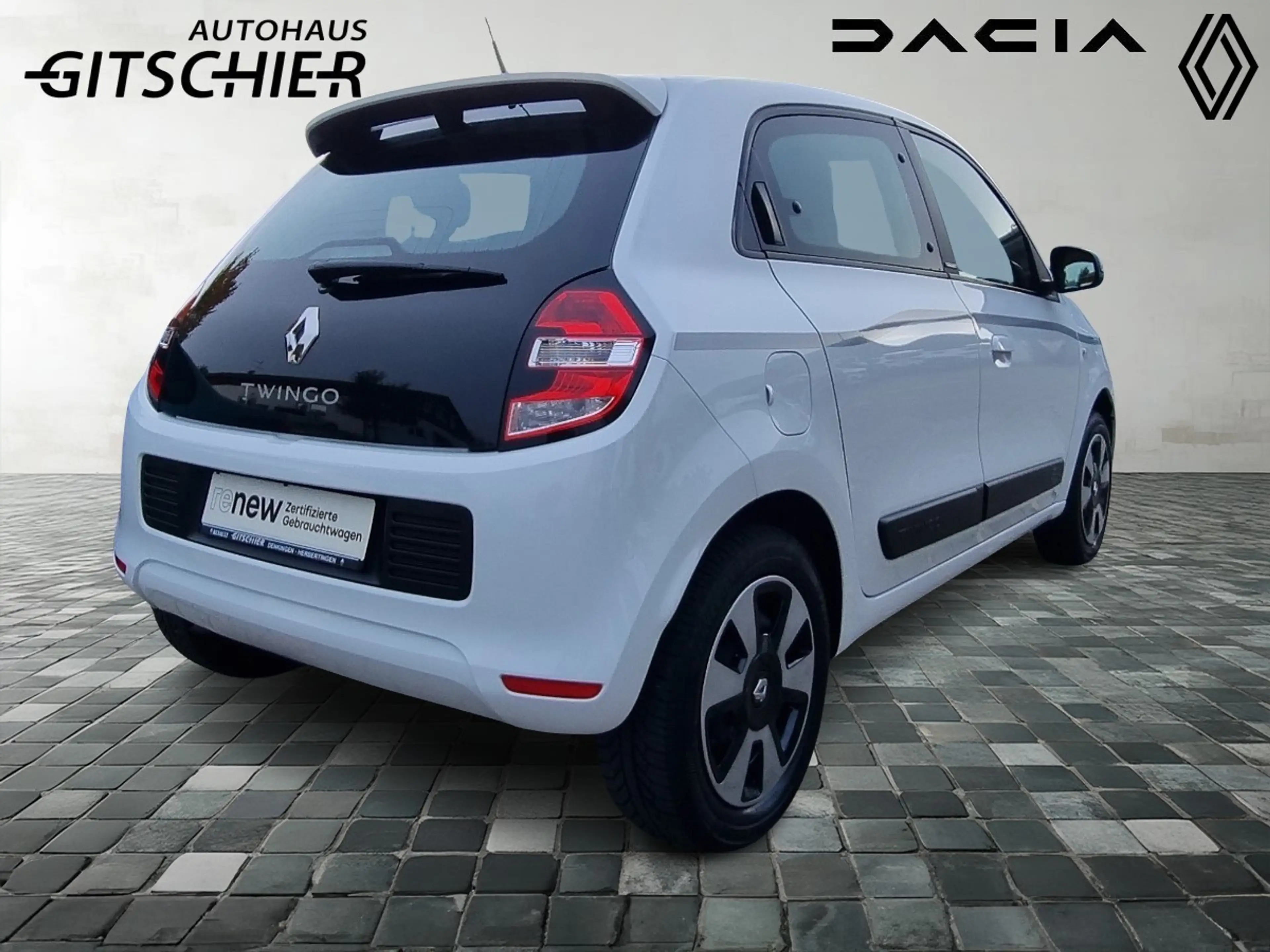 Renault Twingo LIMITED SCe 70 EDC — photo 4