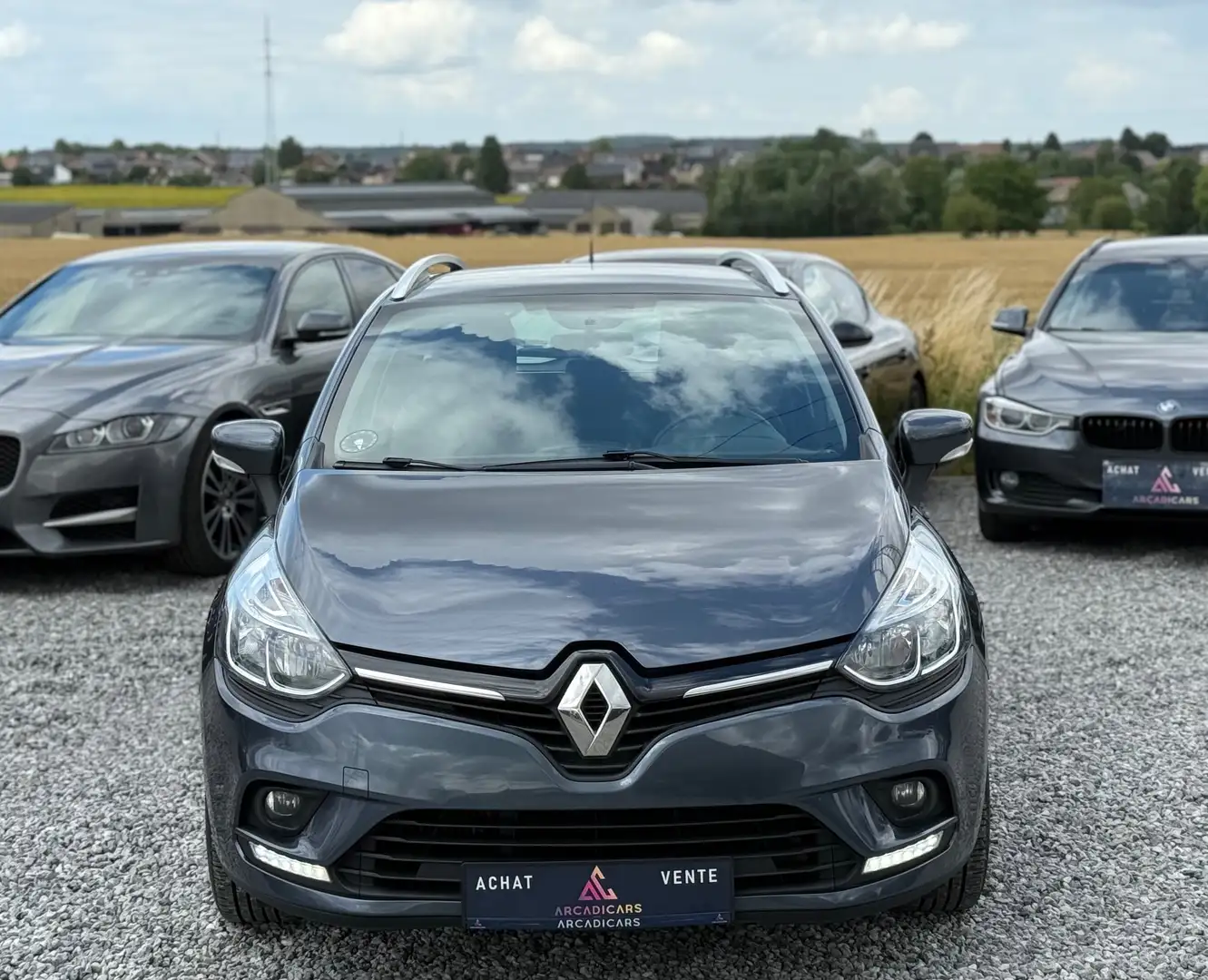 Renault Clio Break FACELIFT - CARNET COMPLET RENAULT - GARANTIE Gris - 2