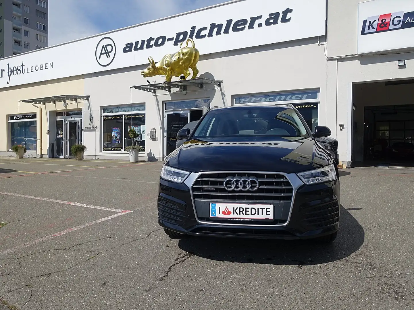 Audi Q3 2,0 TDI Sport quattro Noir - 2