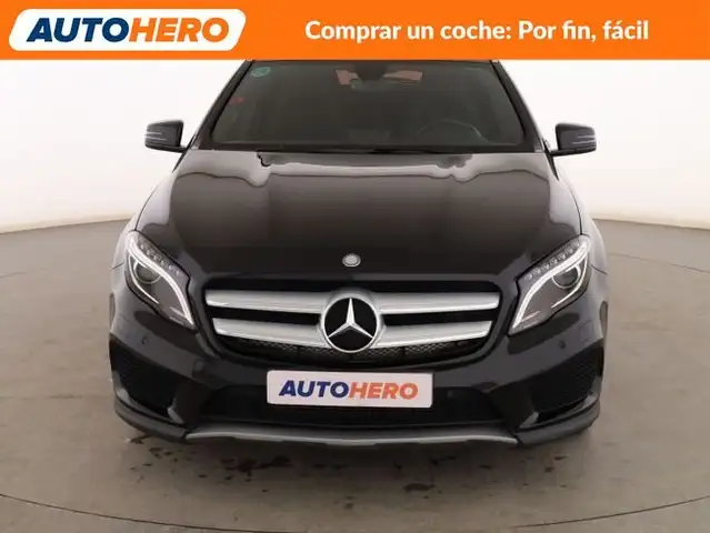 Mercedes-Benz Gla Class view 9