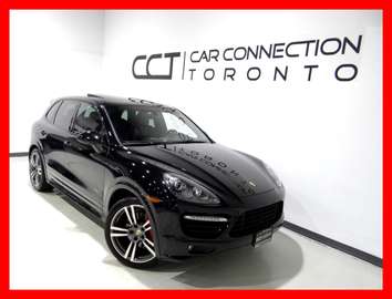 GTS AWD *NAVI/LEATHER/PANO ROOF/BLUETOOTH/LOADED!!