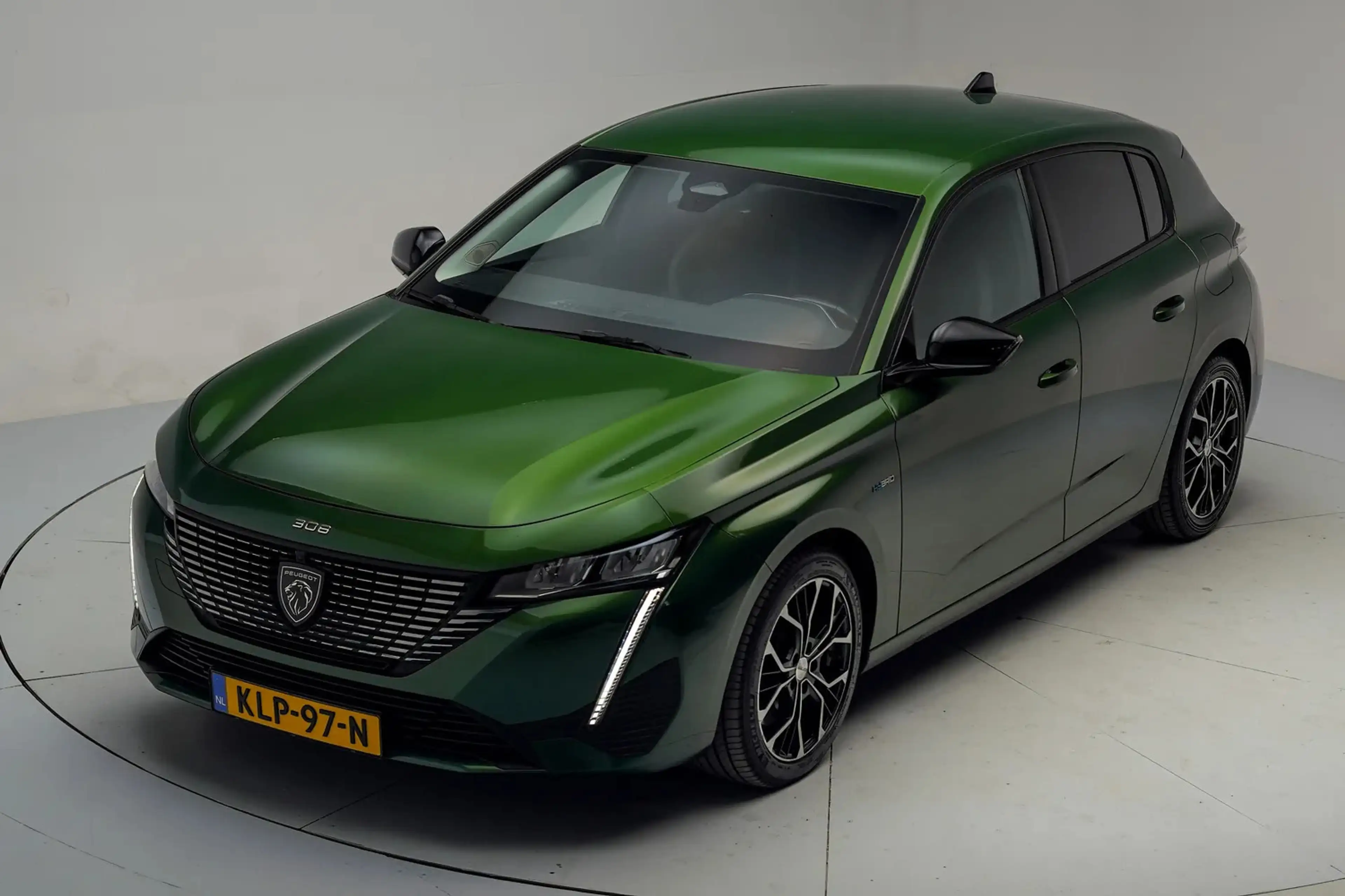 Peugeot 308 1.6 Hybrid Allure Pack [ Camera Navi Apple/Android — photo 13