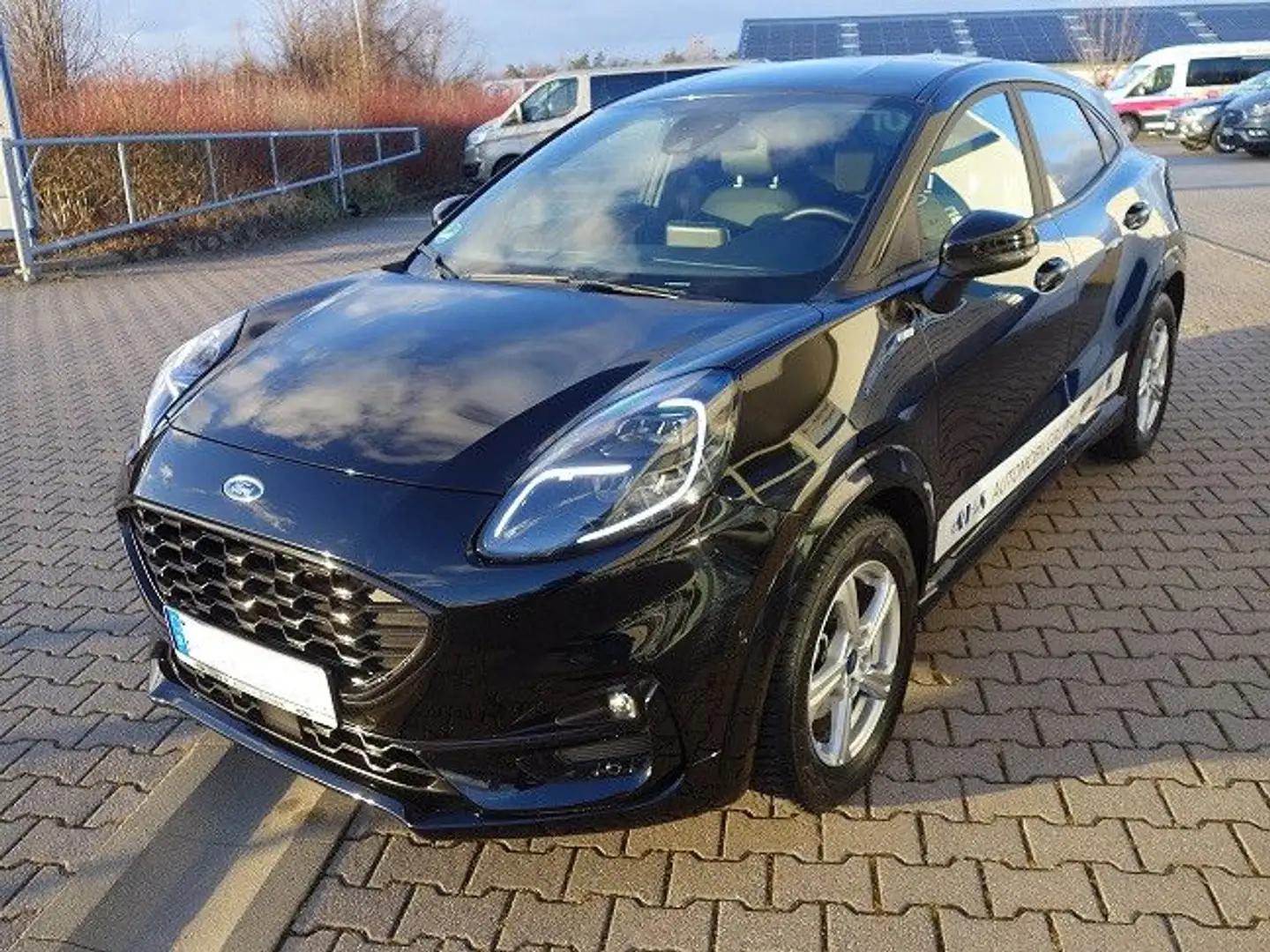 Ford Puma 1,0 EcoBoost Hybrid 114kW ST-Line X Schwarz - 1