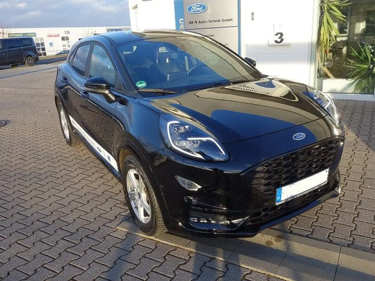 Ford Puma 1,0 EcoBoost Hybrid 114kW ST-Line X Schwarz - 2