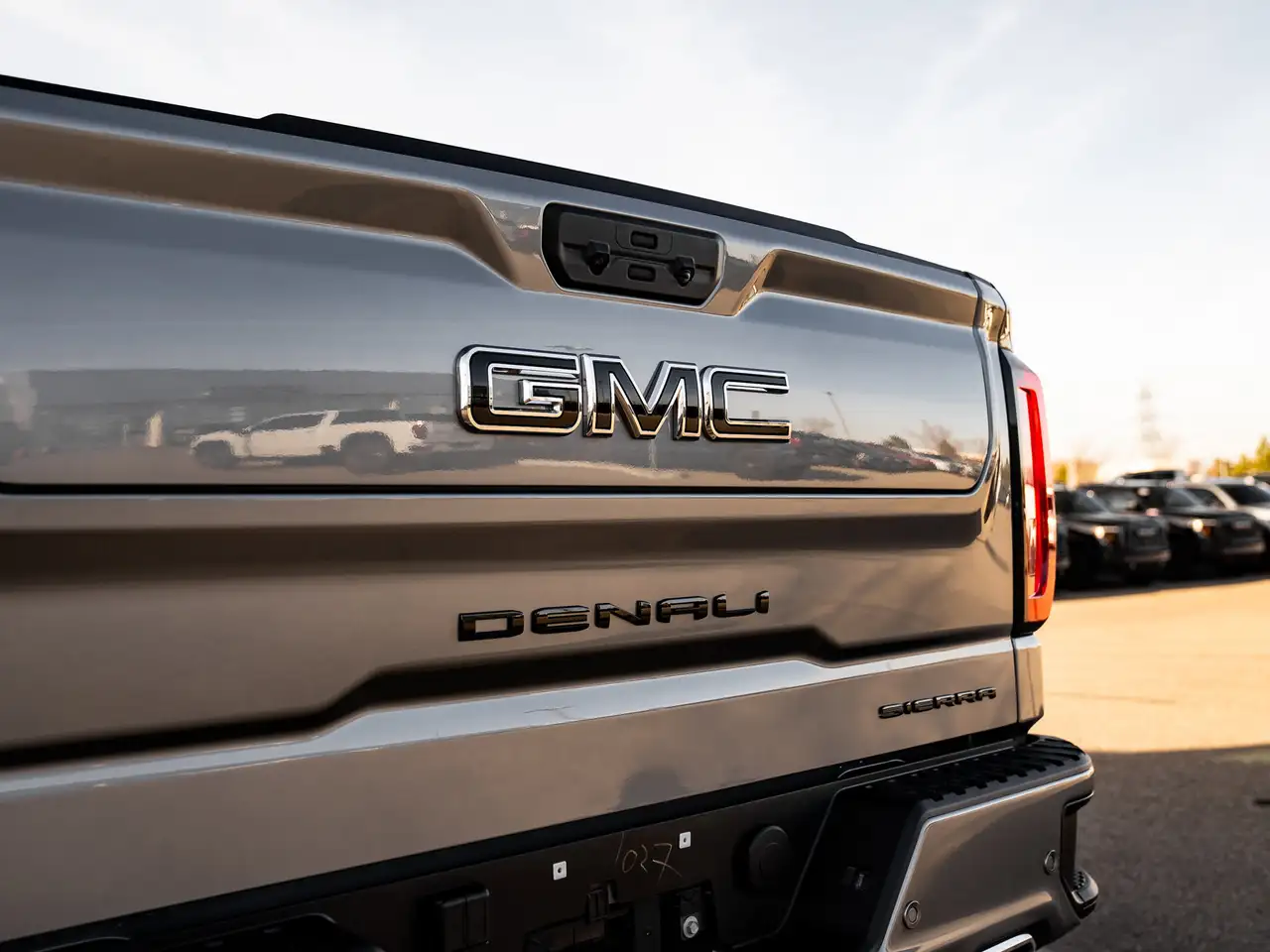 GMC Sierra 1500 снимка GMC Sierra 1500